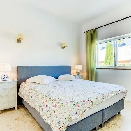 Carvoeiro Sleeps 6 With Pool Air Con And Wifi Villa Carvoeiro (Lagoa)